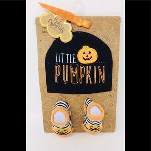 Baby Halloween Pumpkin Hat And Socks 0-6 M NWT